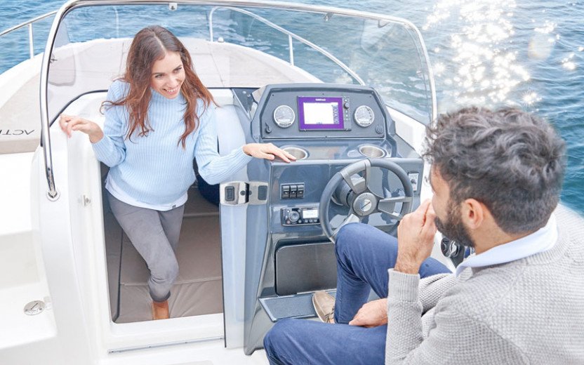 ACTIV 605 SUNDECK - Seine Nautic