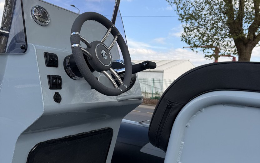 VIKING 580F - Seine Nautic