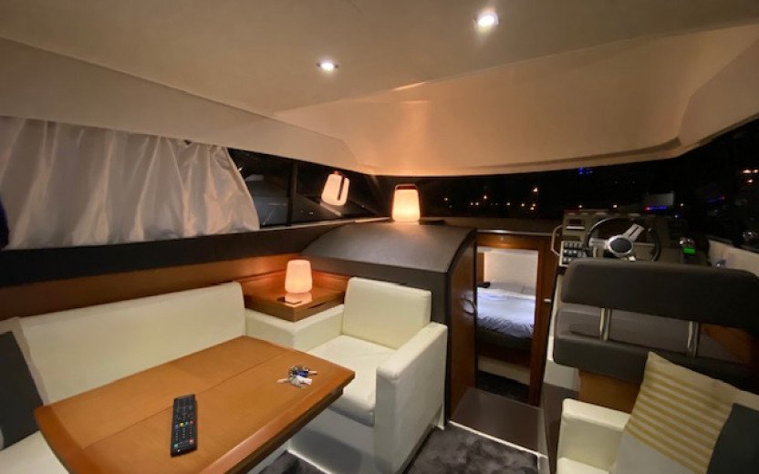 Prestige 350 - Seine Nautic