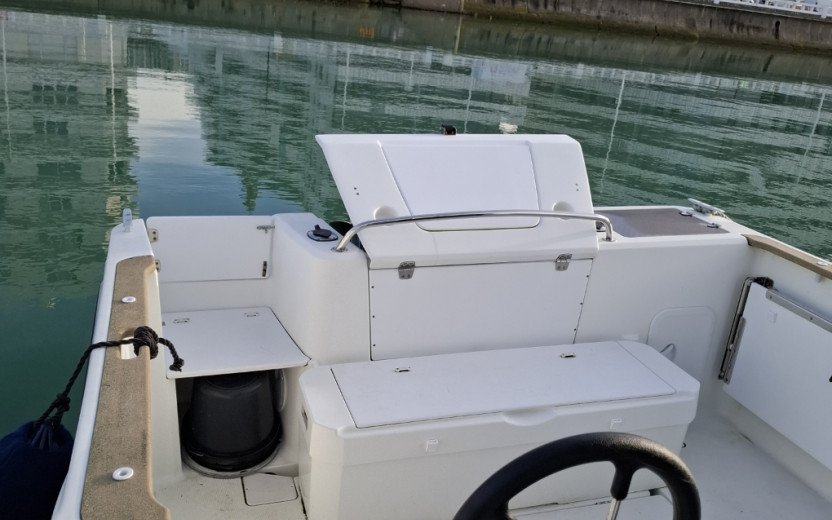 MERRY FISHER 695 MARLIN - Seine Nautic